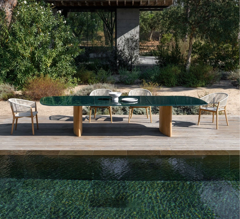 Royal Botania Regaliz Table