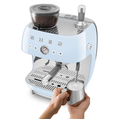 Pastel Mavi Öğütücülü Espresso Kahve Makinesi EGF03PBEU