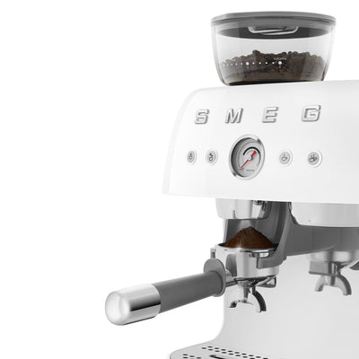 Beyaz Öğütücülü Espresso Kahve Makinesi EGF03PBEU
