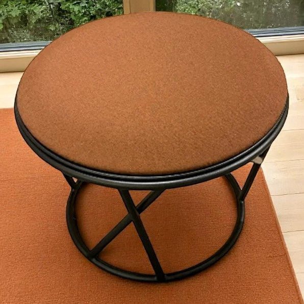 Fast Wild Pouf