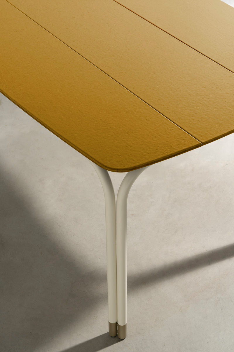 Jwana Hamdan Ali Dining Table