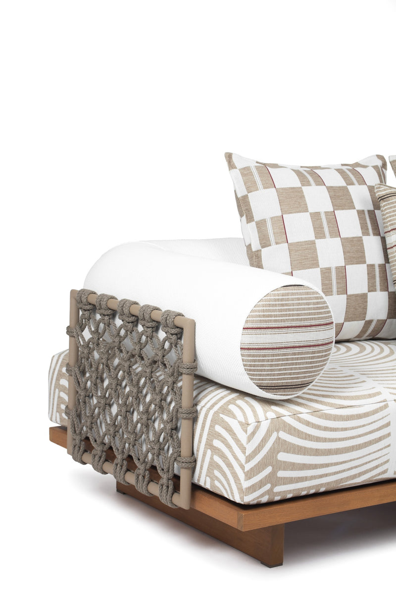 Jwana Hamdan Emir Sofa