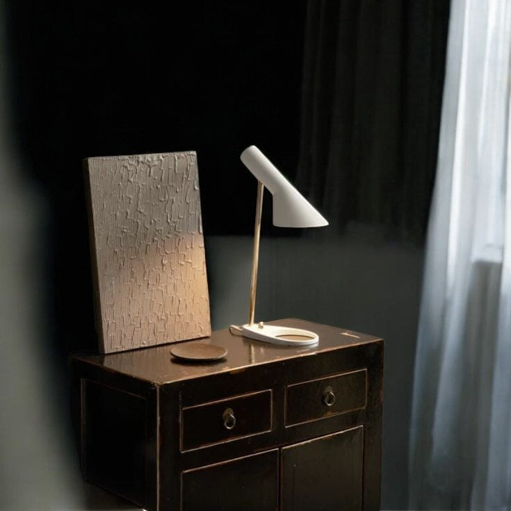 Louis Poulsen Aj Mini Anniversary Collection Masa Lambası