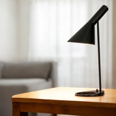 Louis Poulsen Aj Table Collection Masa Lambası