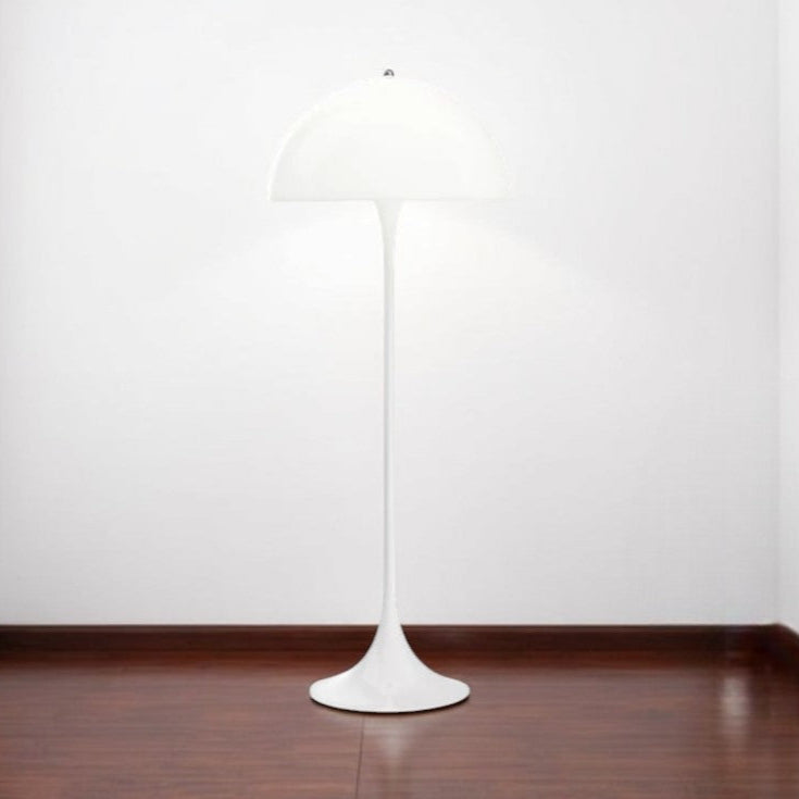 Louis Poulsen Panthella Floor Collection Lambader