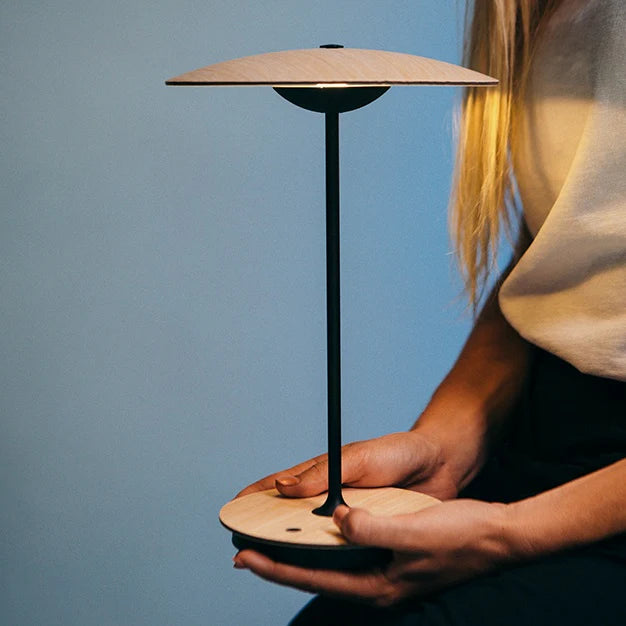 Marset Ginger 20M White Oak Masa Lambası