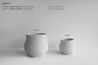 Rina Menardi Agape Vase
