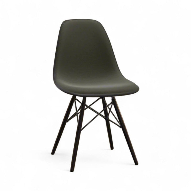 DSW Chair
