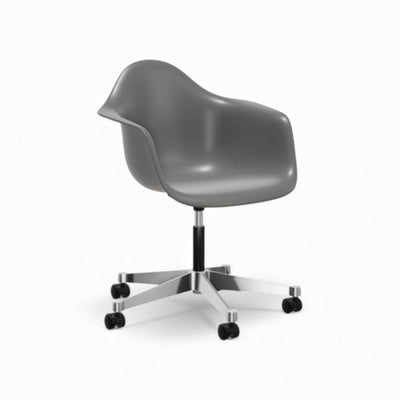Vitra PACC Chair