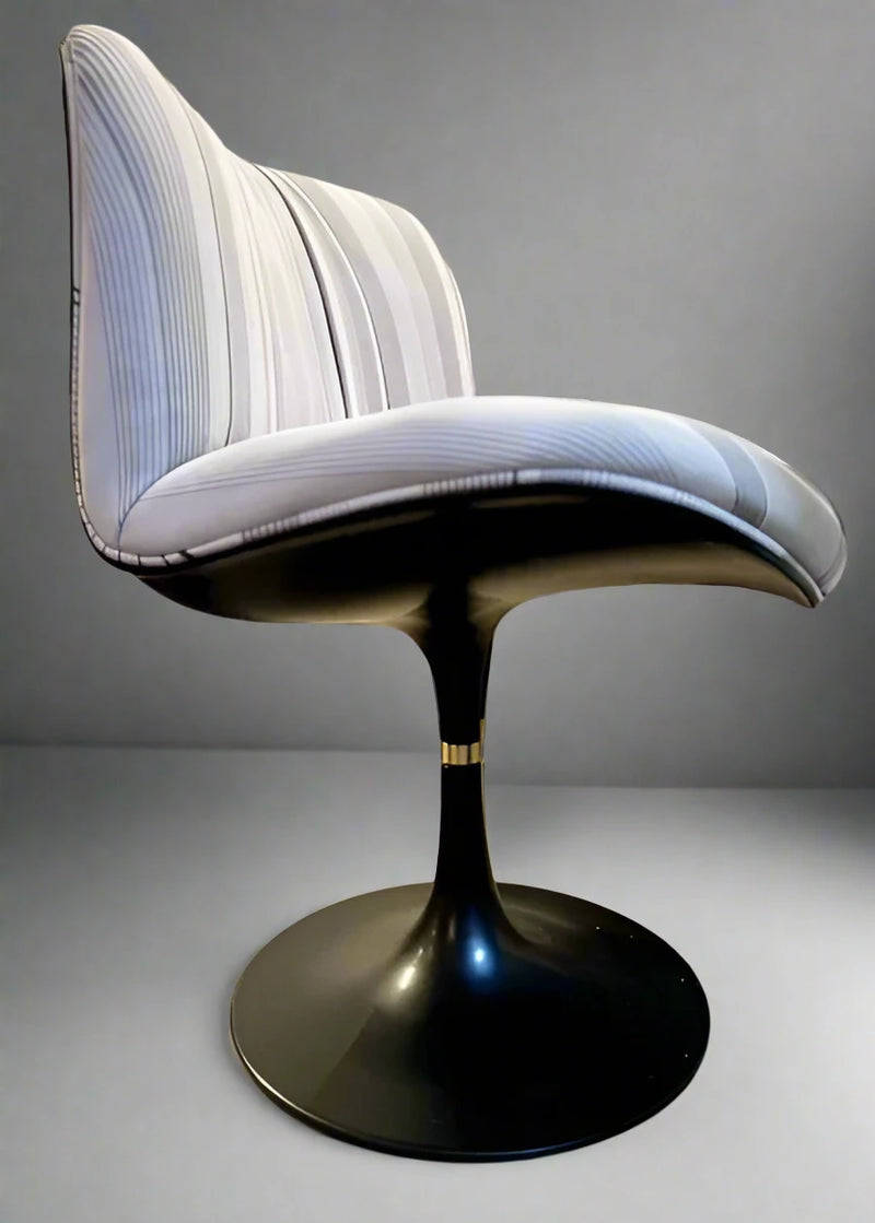 Marilyn Chair