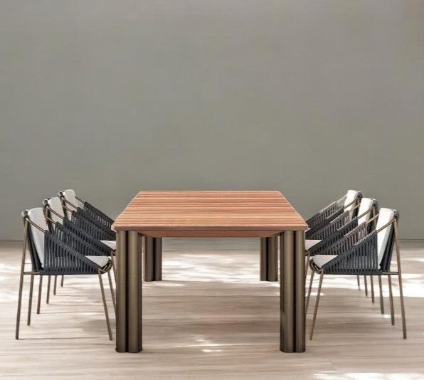 Rugiano Atlante Table