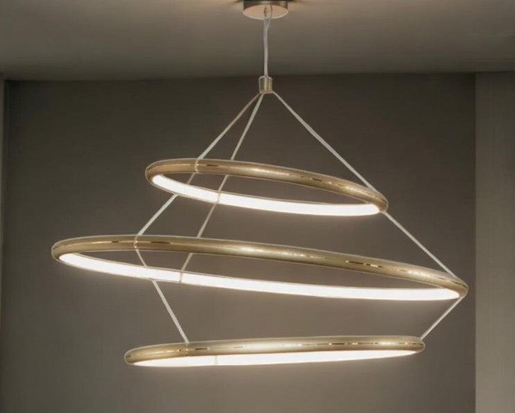 Rugiano Halo Chandelier