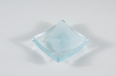 Amorphous Form Transparent - White Coloured Glass 10 x 10 cm