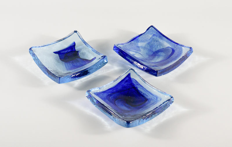Amorphous Form Transparent - Cobalt Coloured Glass 10 x 10 cm