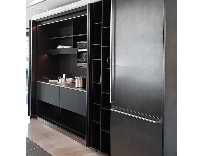 Hide Kitchen Cabinet - Columns