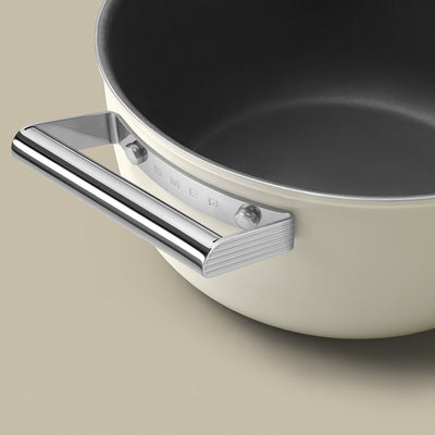 50'S Style Beige Non-stick Casserole Dish 24 cm