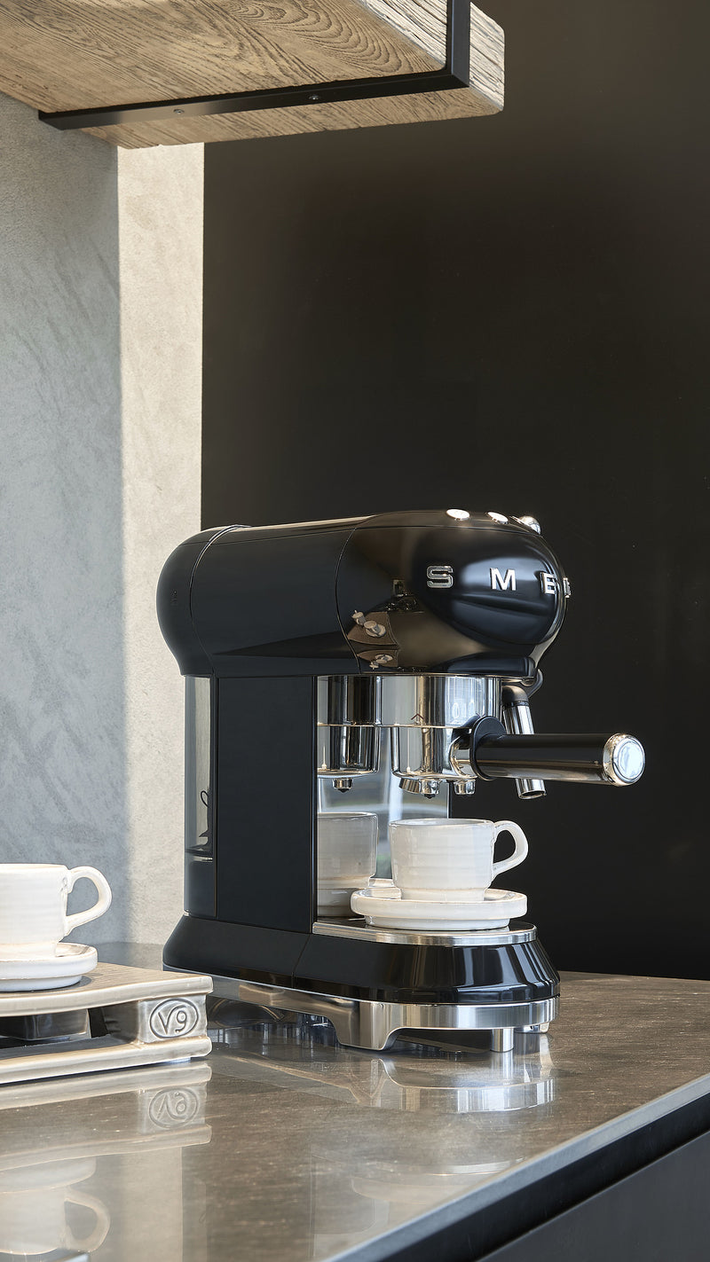 Siyah Espresso Kahve Makinesi