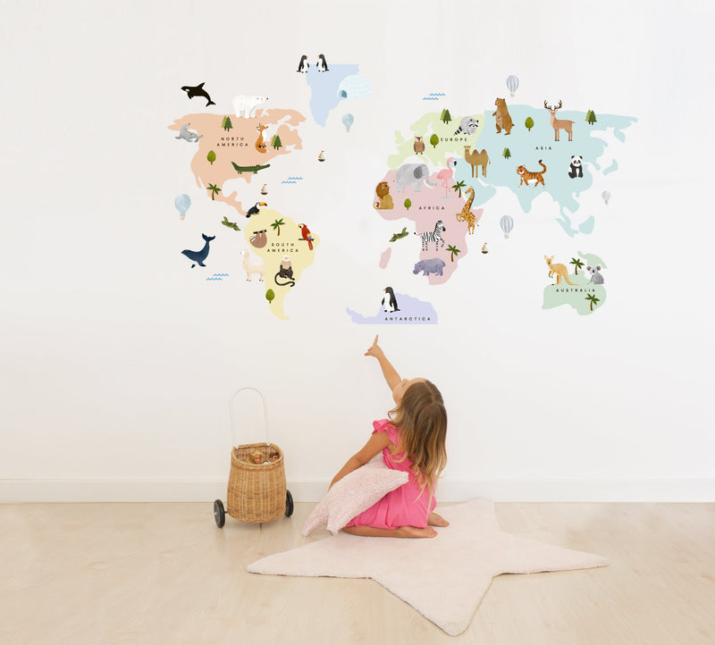 Dünya Haritası & Hayvanlar Colorful Duvar Etiketi