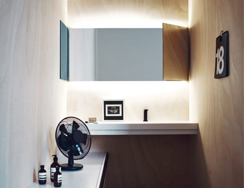 Narciso - Mirror with LEDs
